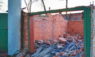 Демонтаж гаражей в Дивногорске, цена от 1797 руб. – услуги под ключ от 2Землекопа-Двн